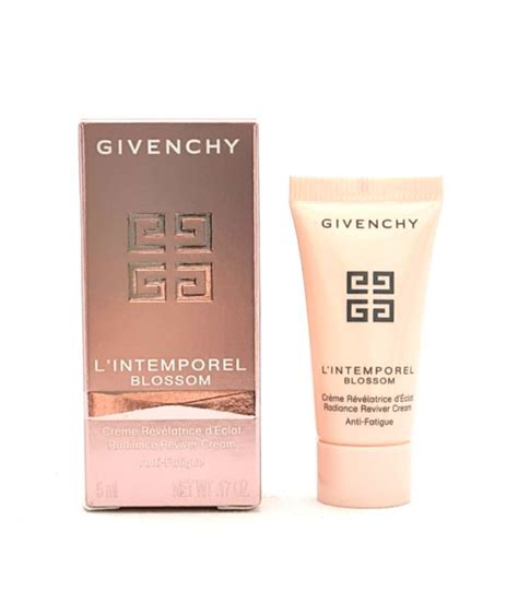 Givenchy L'Intemporel Blossom Radiance Reviver Cream